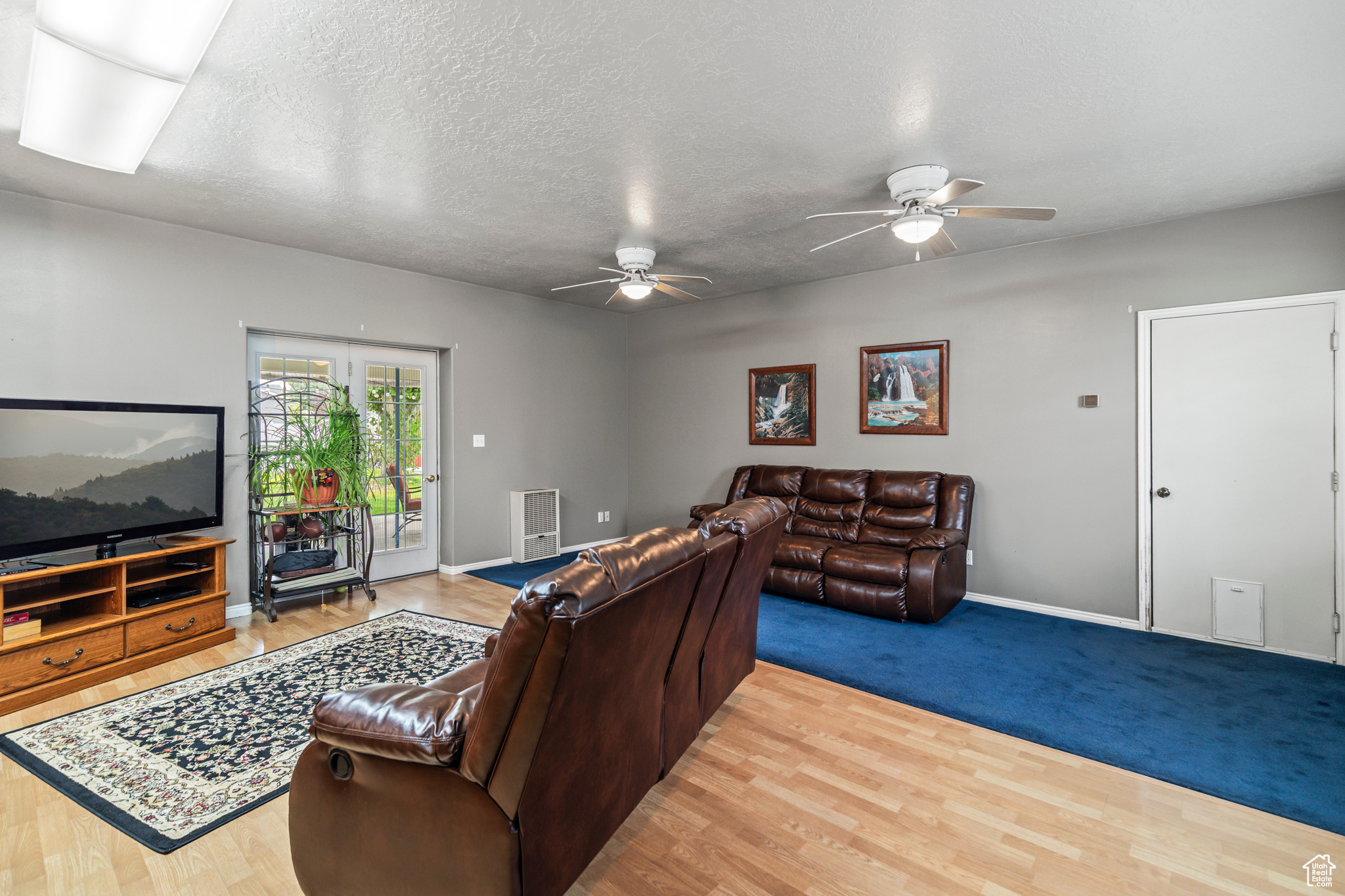 145 E MAIN ST