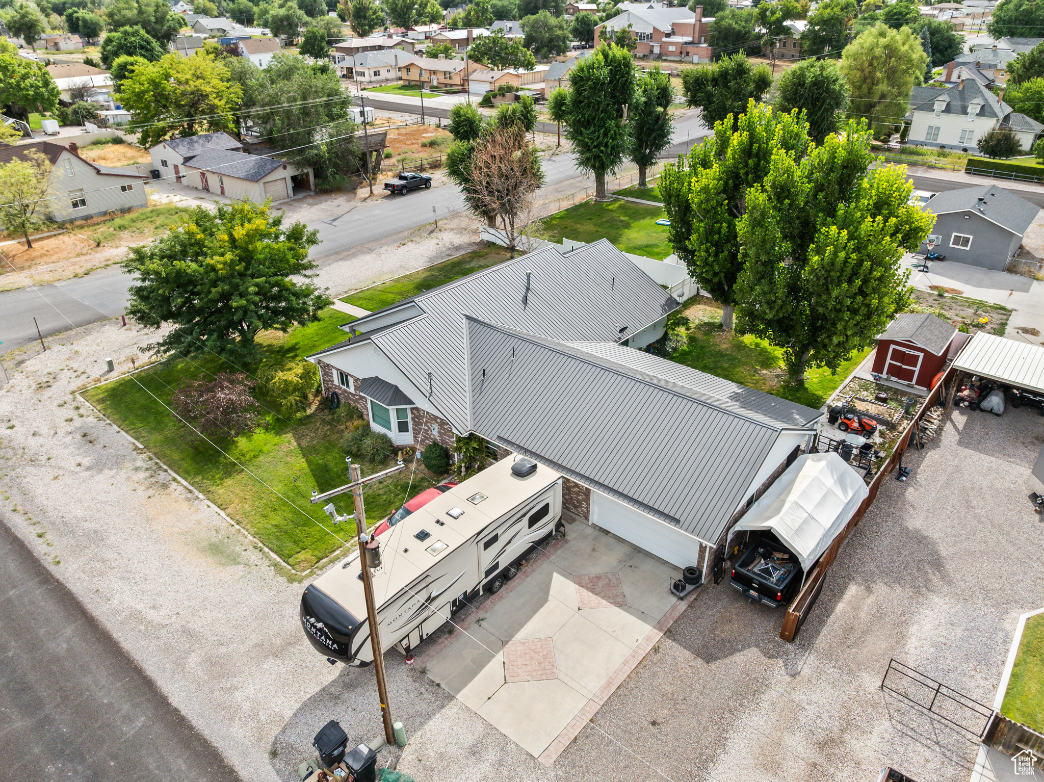 145 E MAIN ST