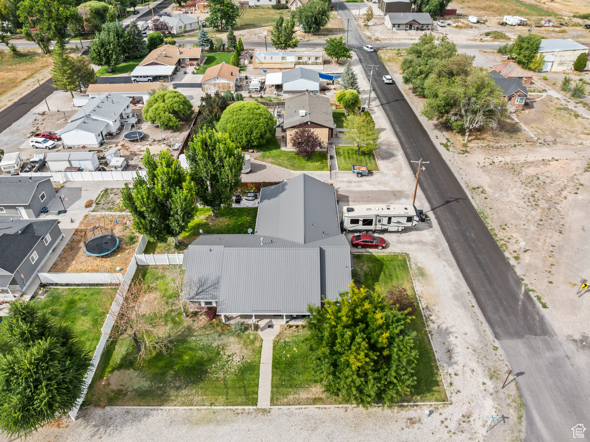 145 E MAIN ST