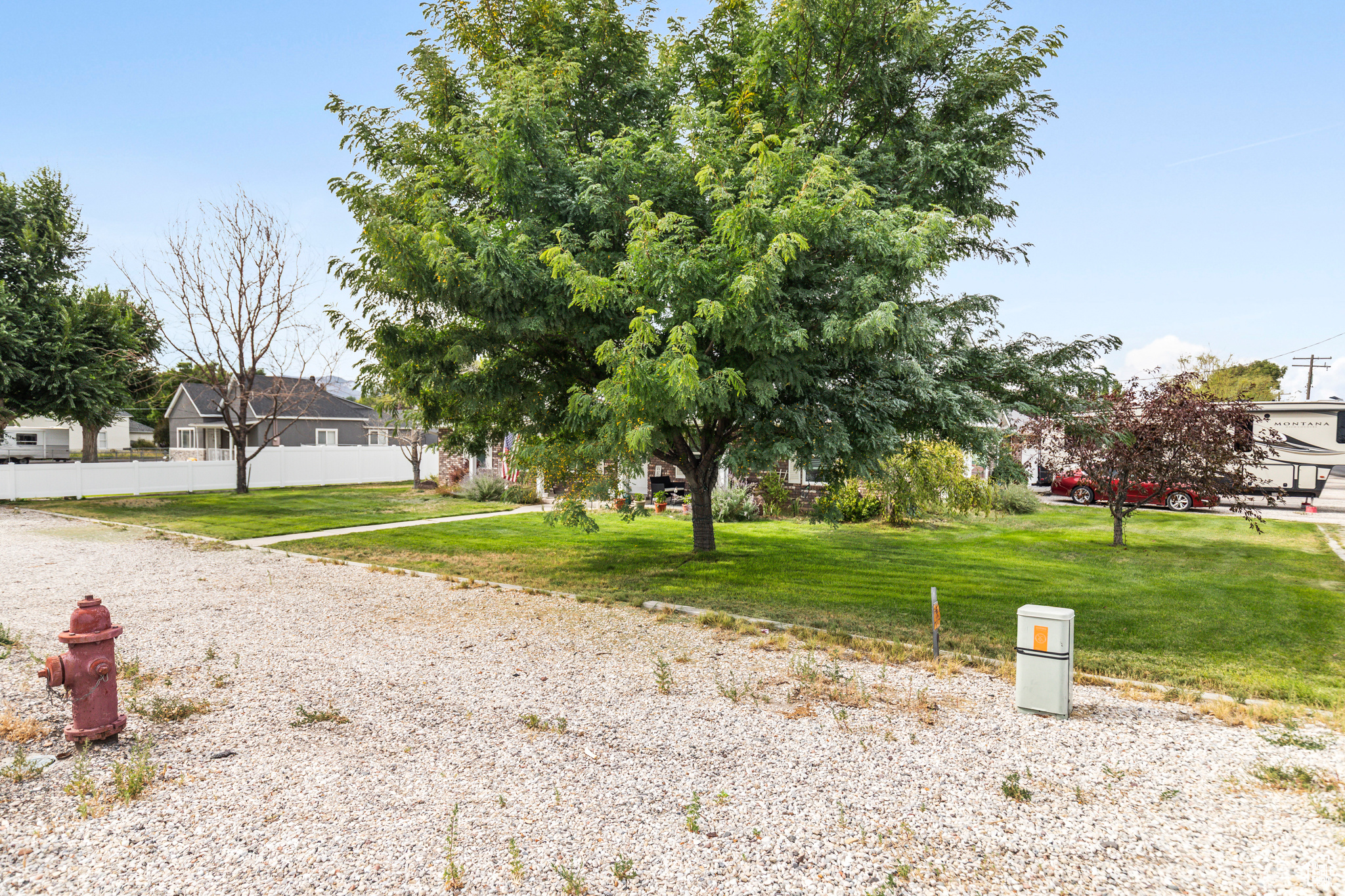 145 E MAIN ST