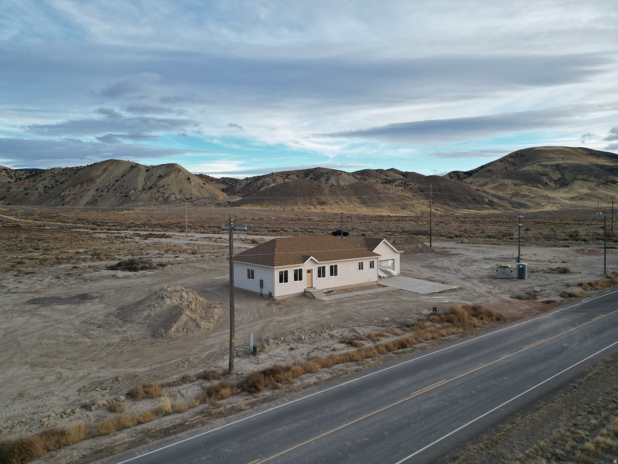 733 S BLACK KNOLL RD