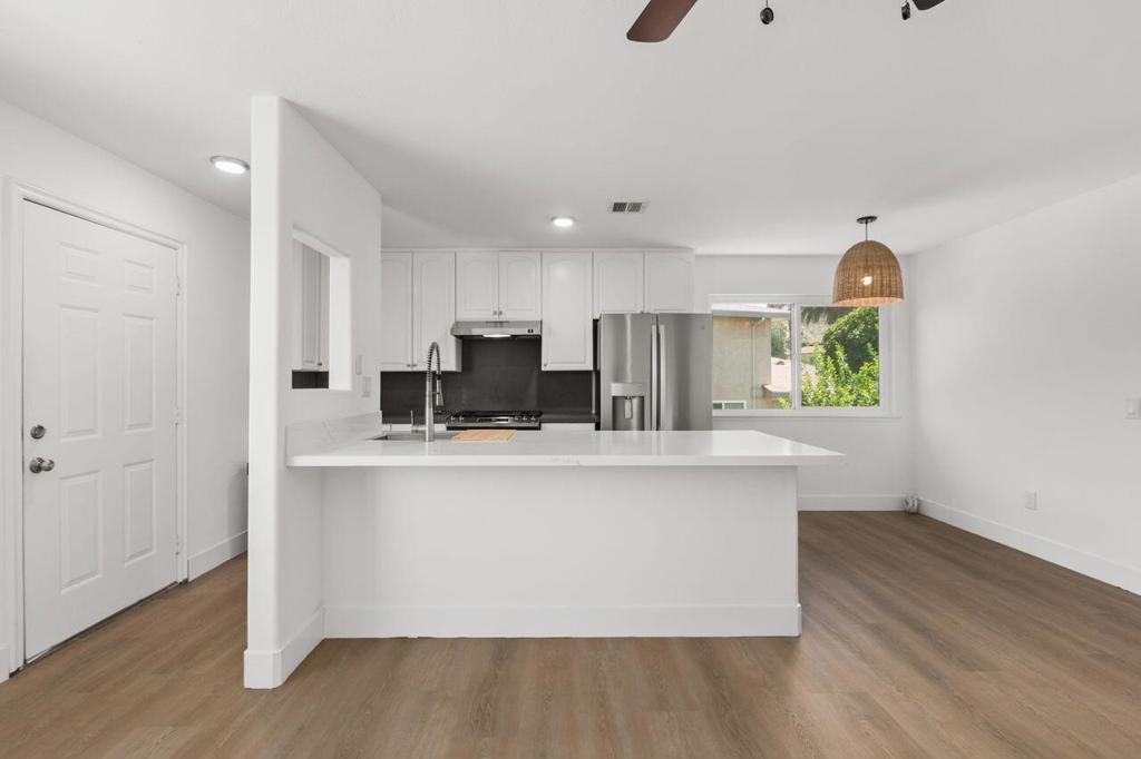 72629 Edgehill Drive Unit: 4