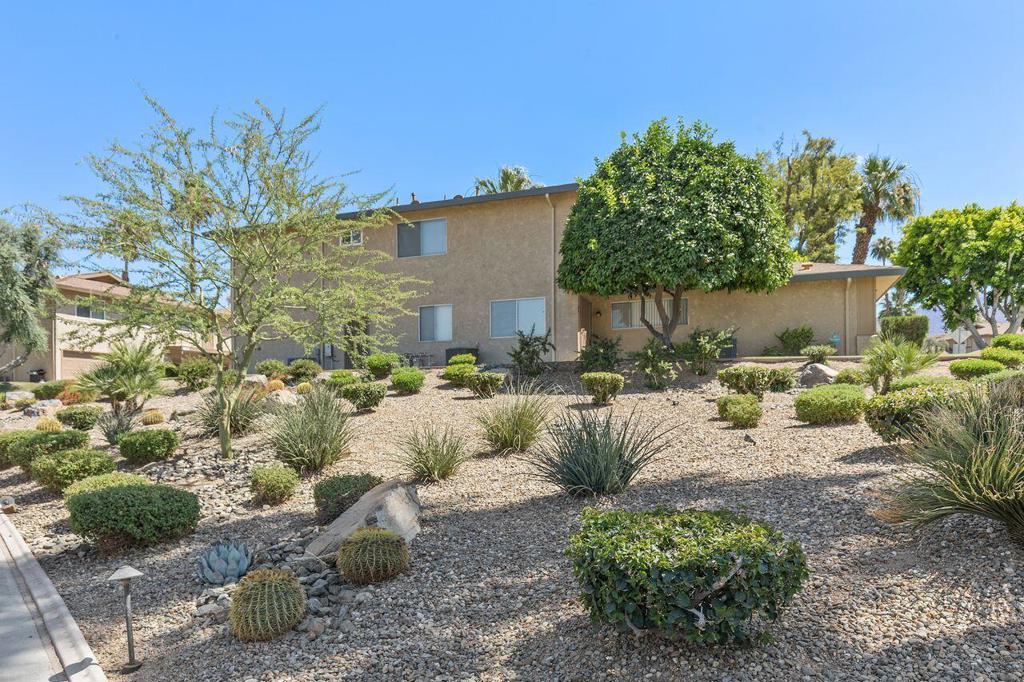 72629 Edgehill Drive Unit: 4