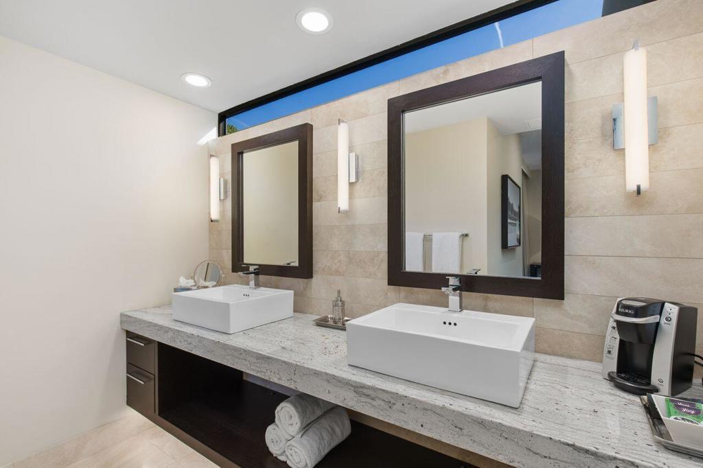 49621 Canyon View Drive