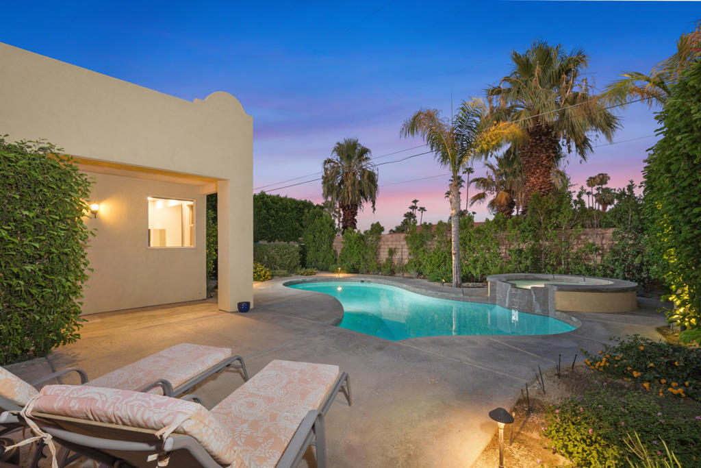 46050 Ocotillo Drive
