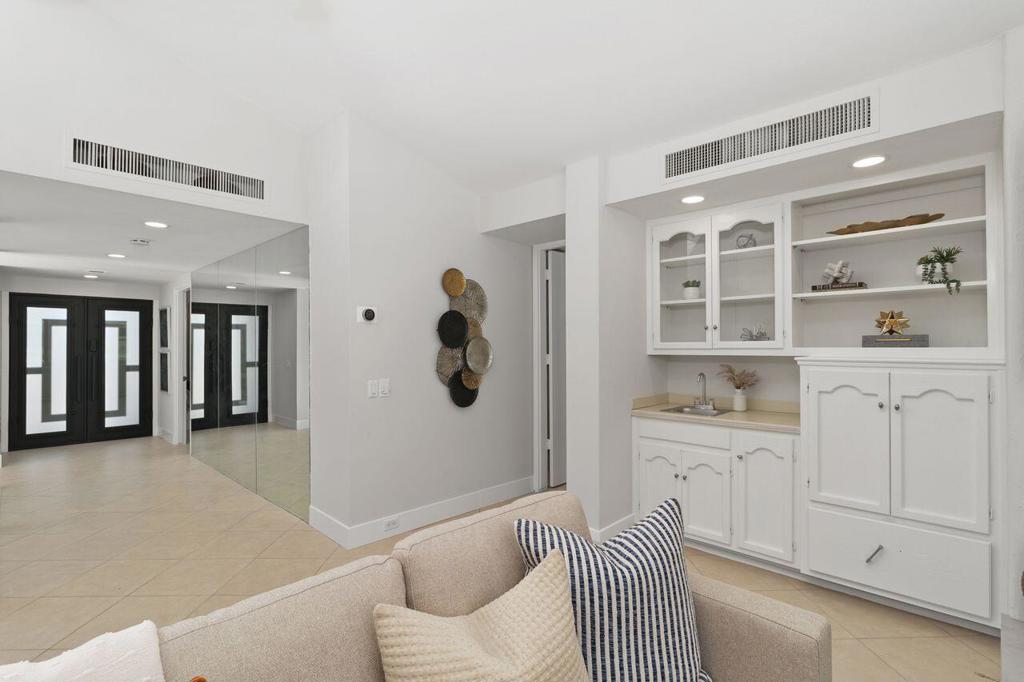 73367 Oriole Court