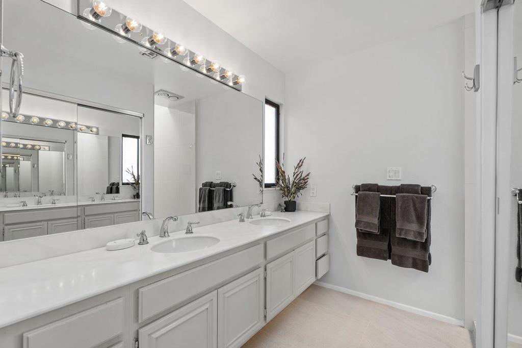 48639 Palo Verde Court