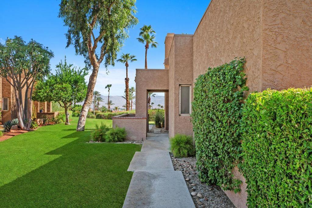 48639 Palo Verde Court