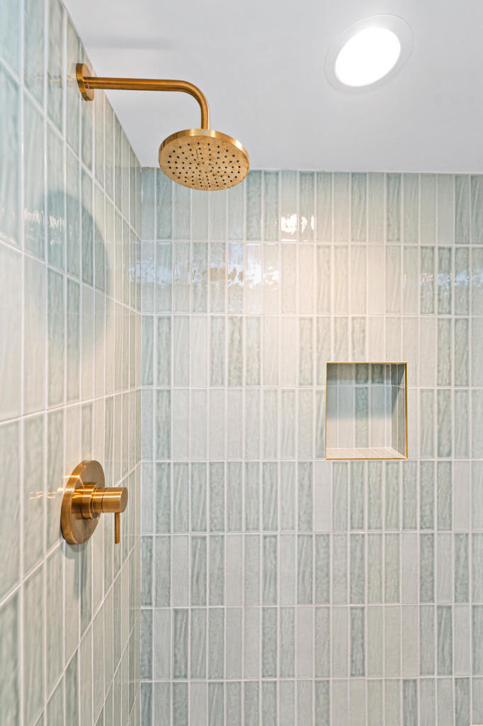 48885 Mariposa Drive