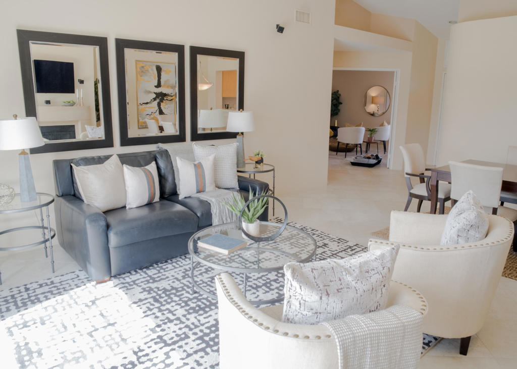 529 Desert Falls Drive N