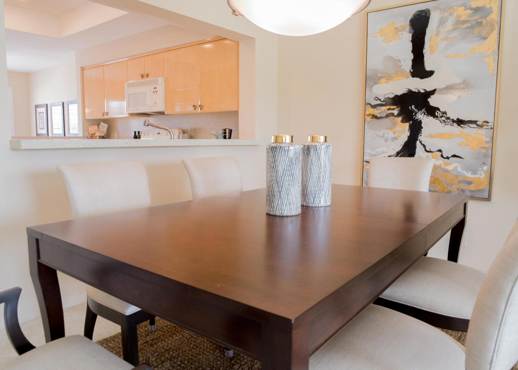 529 Desert Falls Drive N