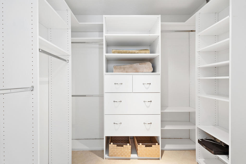 73620 Heatherwood Drive Drive