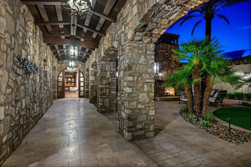 49925 Canyon View Drive