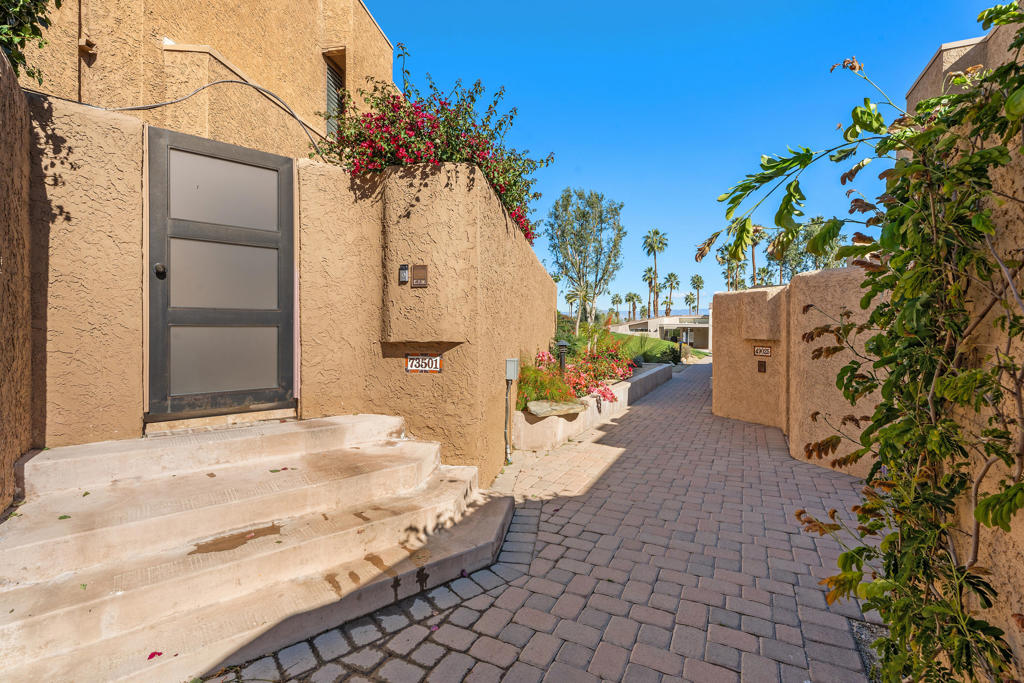 73501 Foxtail Lane