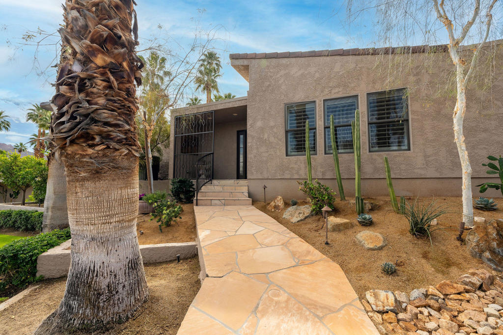 48910 Noline Place