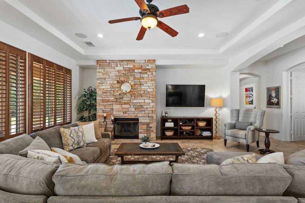 48476 Big Horn Drive