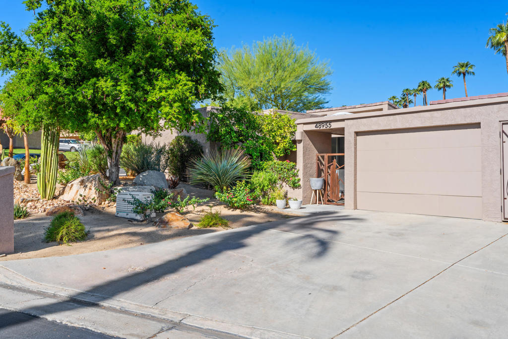 48955 Mariposa Drive