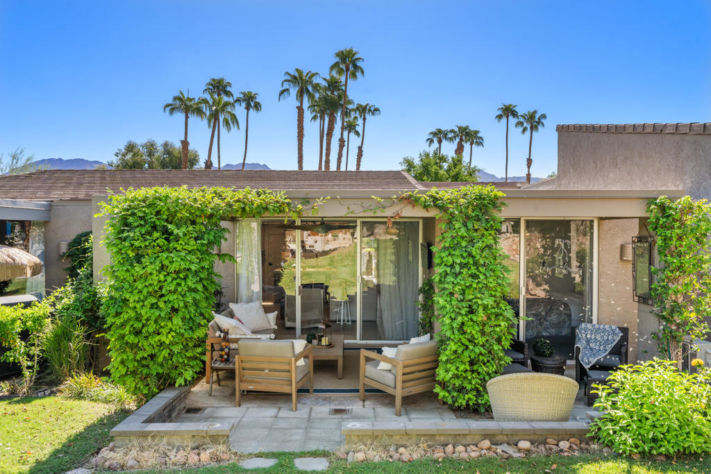 48955 Mariposa Drive