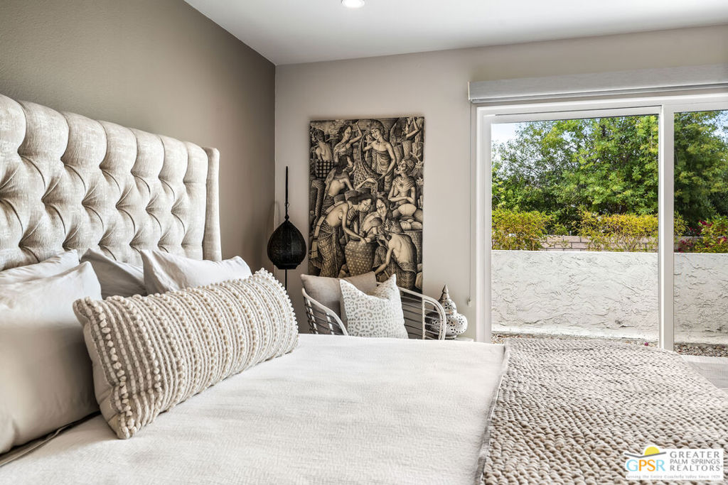 72765 Mesquite Court E