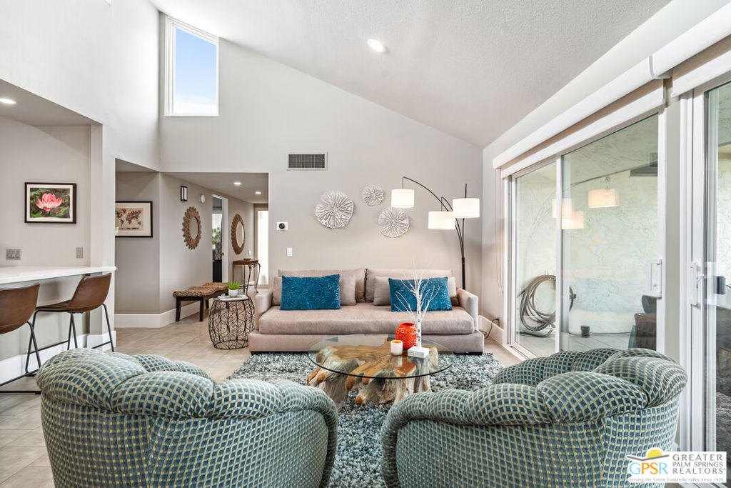 72765 Mesquite Court E