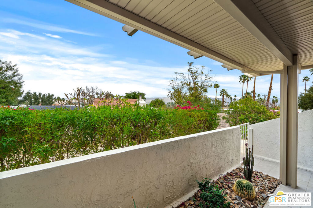 72765 Mesquite Court E