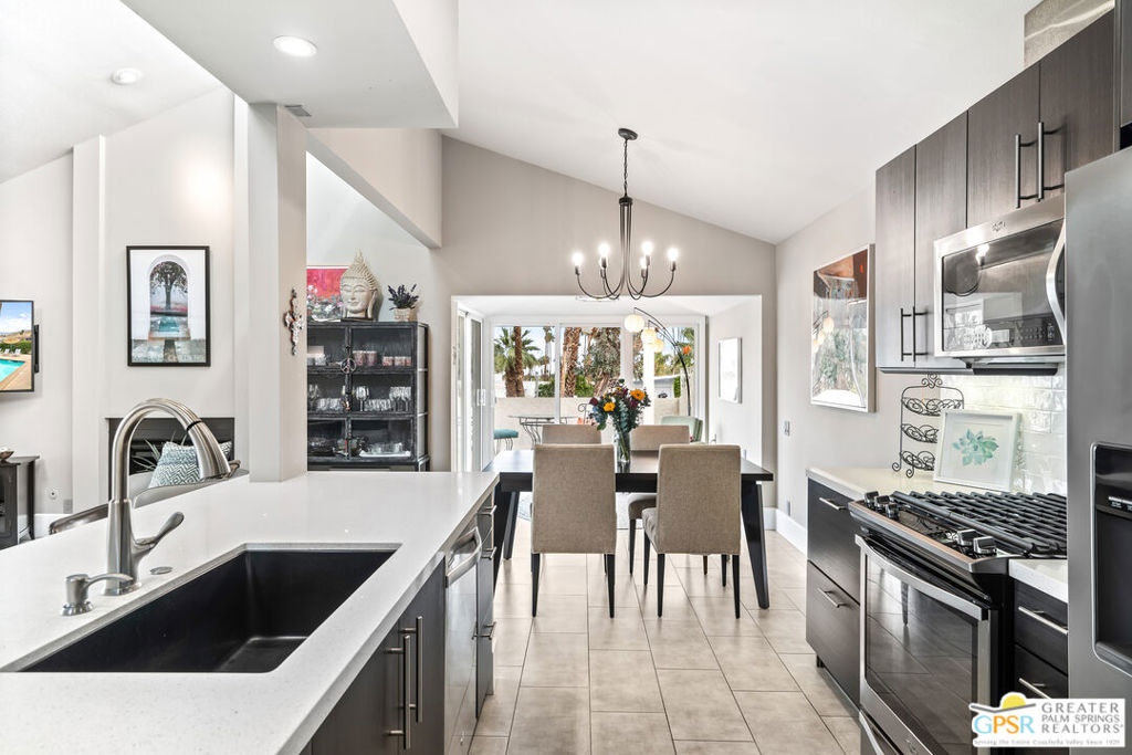 72765 Mesquite Court E