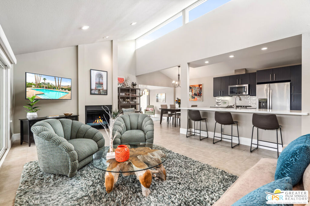 72765 Mesquite Court E