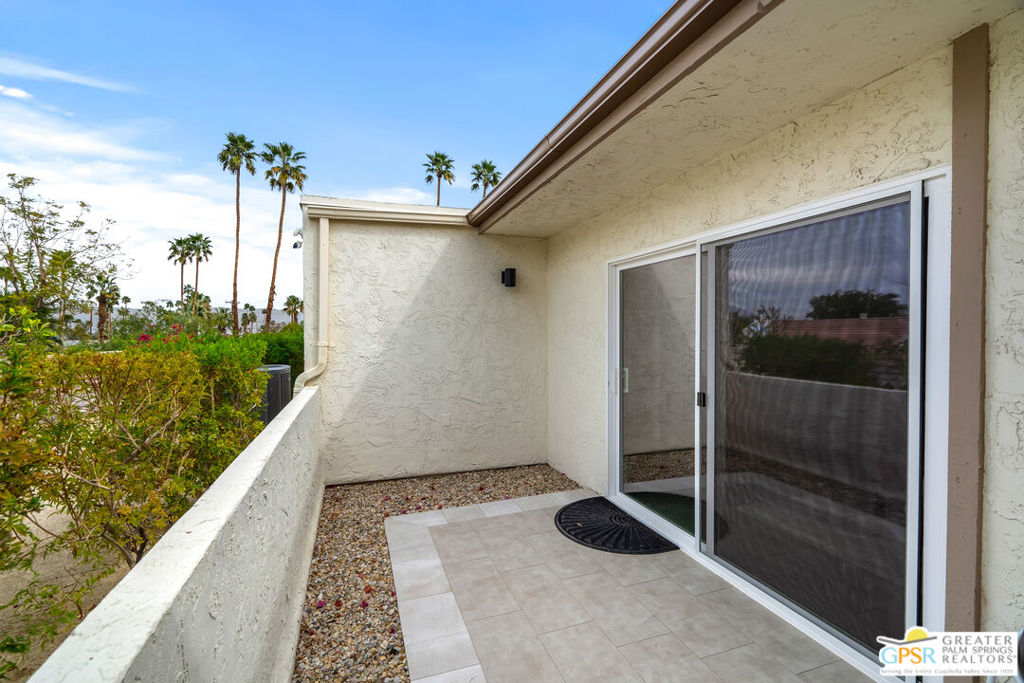 72765 Mesquite Court E