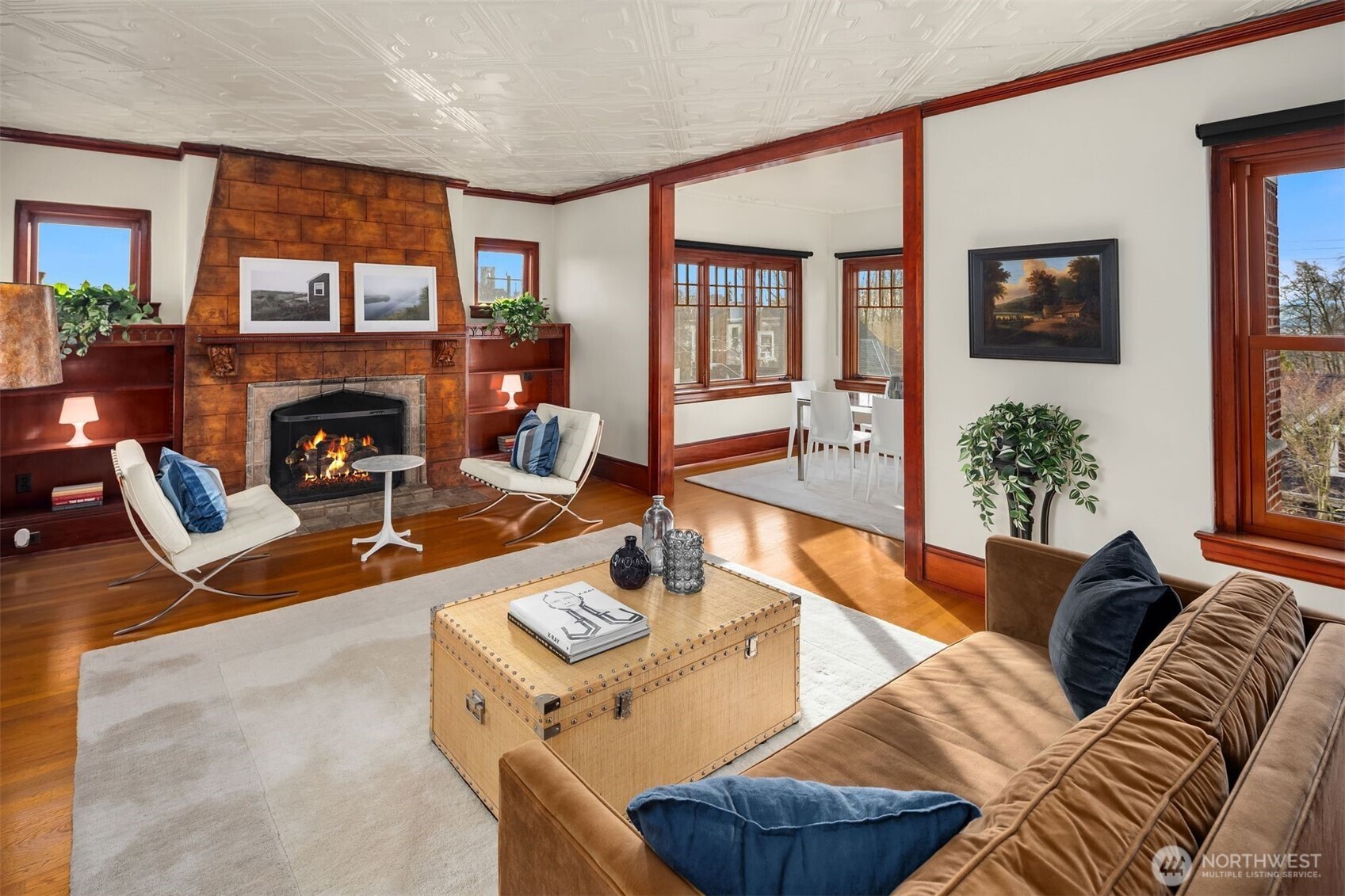 1112 Broadway E Unit: 402