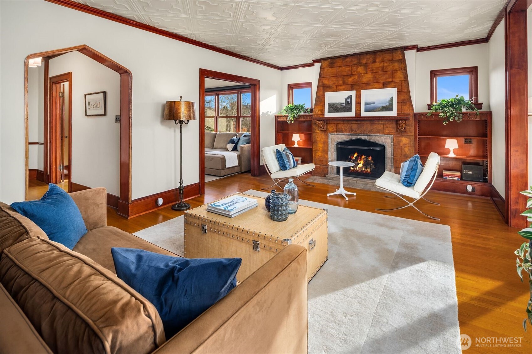 1112 Broadway E Unit: 402