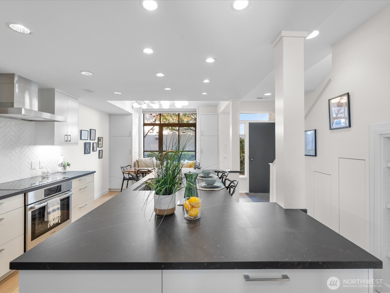 88 Virginia Street Unit: 3