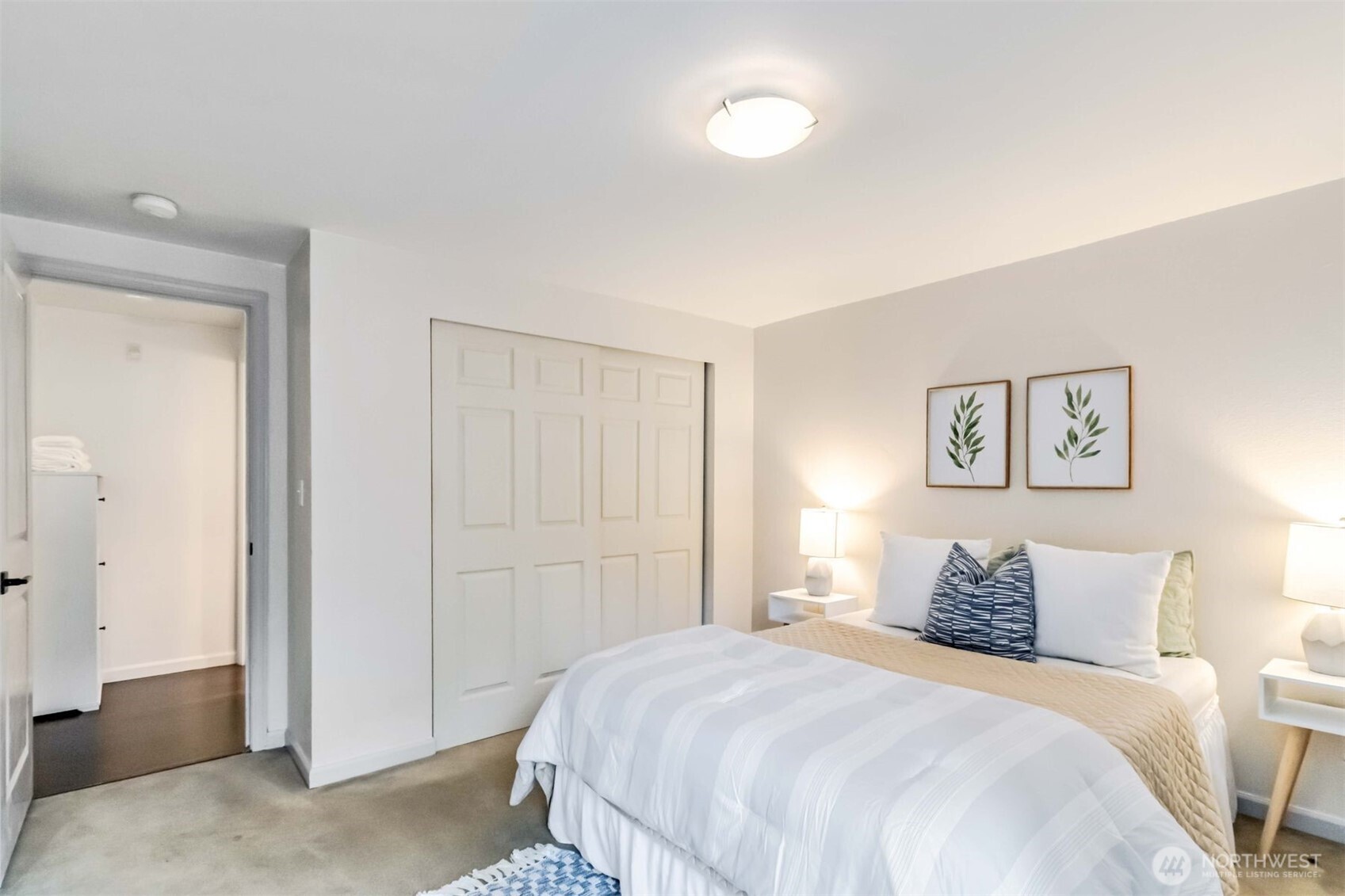 3661 Phinney Avenue N Unit: 208
