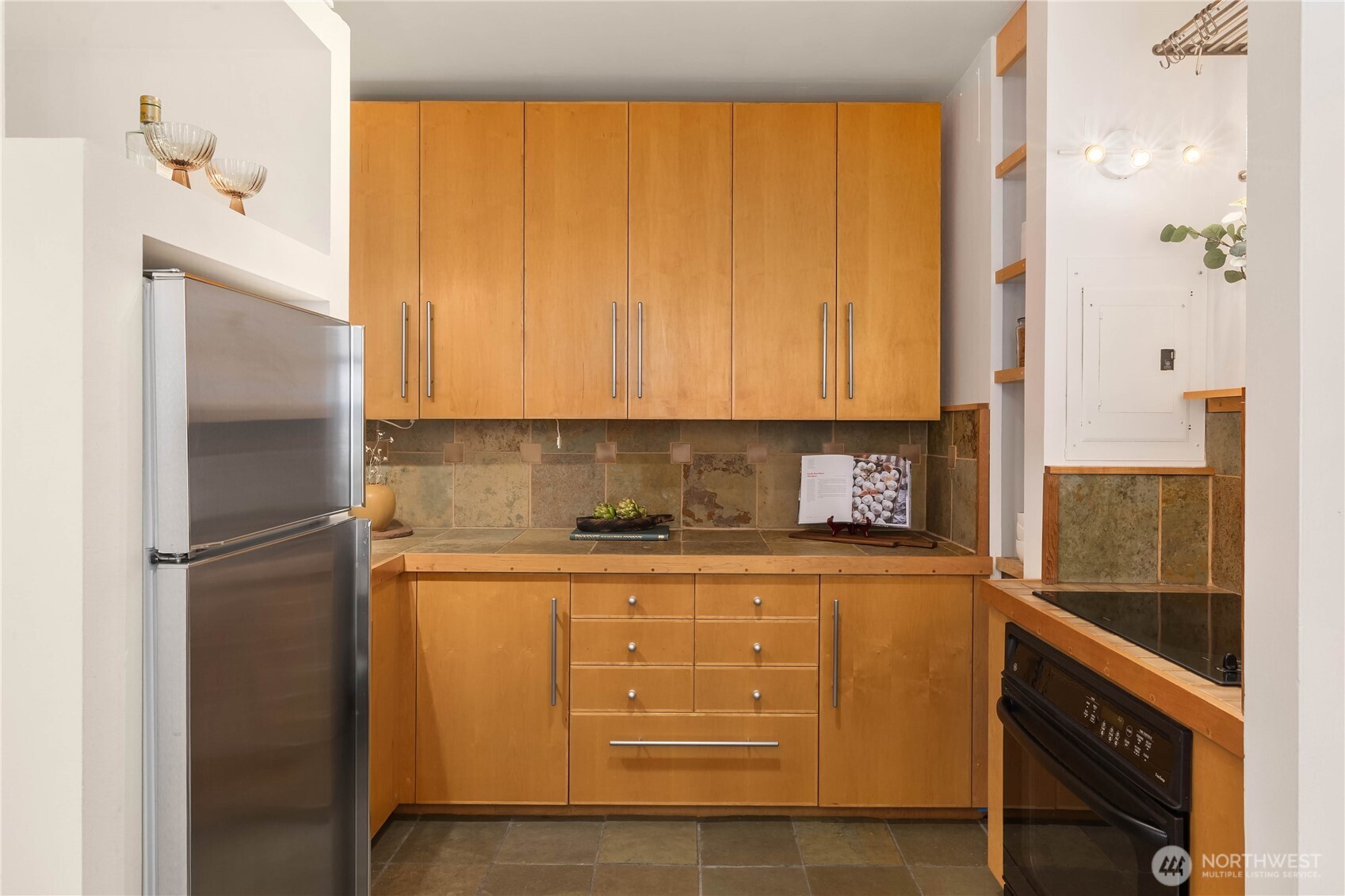 1017 Minor Avenue Unit: 601