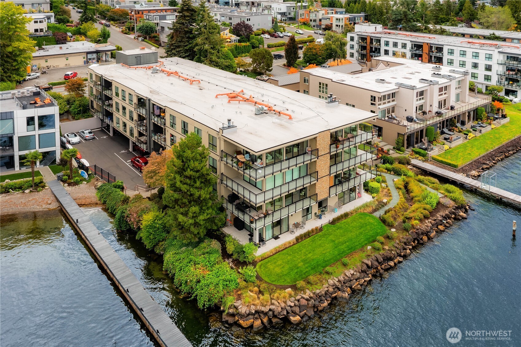 6401 Lake Washington Boulevard NE Unit: 307