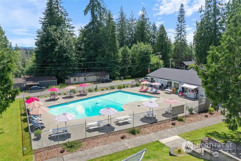 380 E Bridger