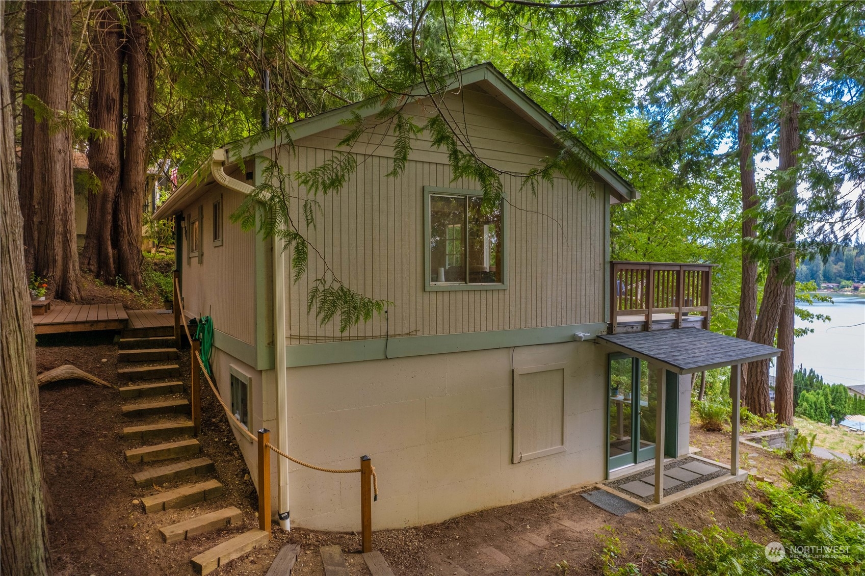 380 E Bridger