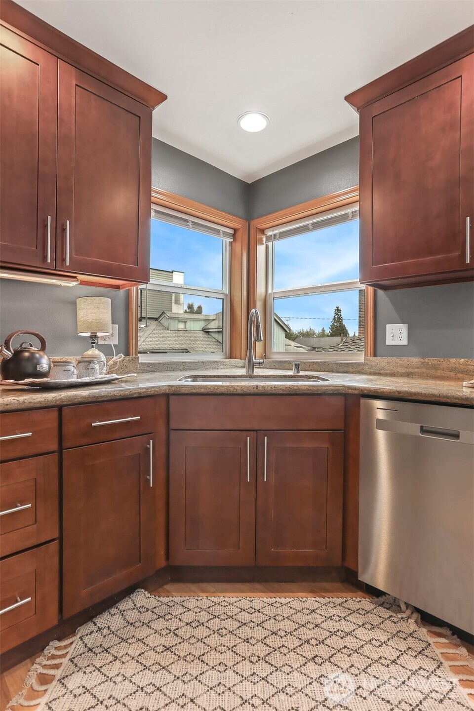 516 B N 46th Street