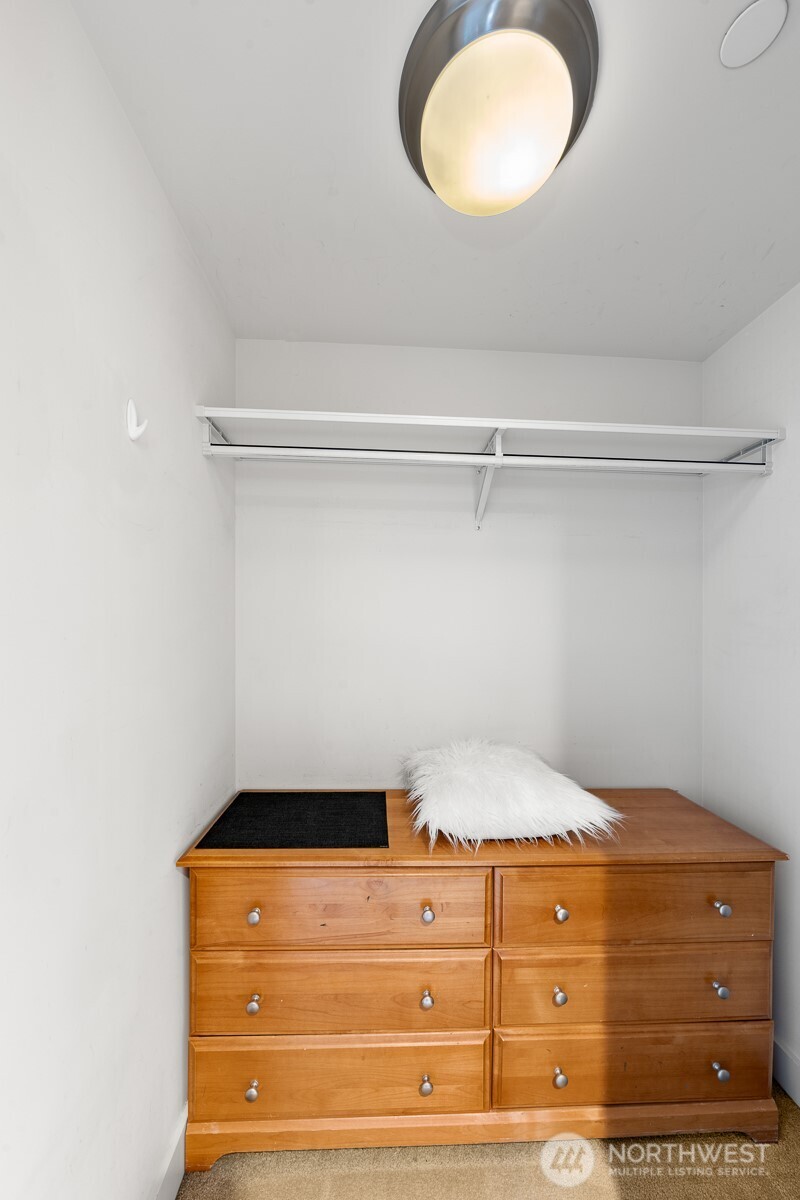 583 Battery Street Unit: 309N