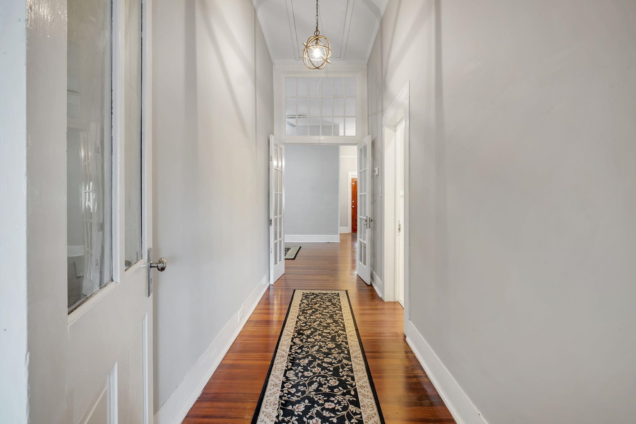 214 W Sharon Street