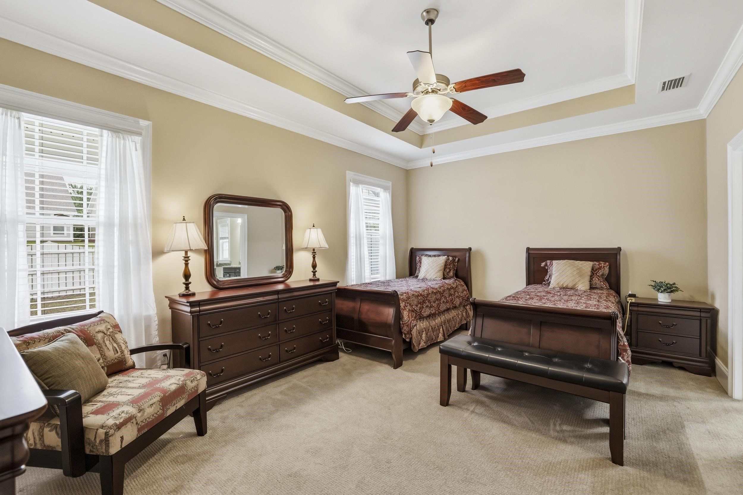2554 GOLDENROD Way