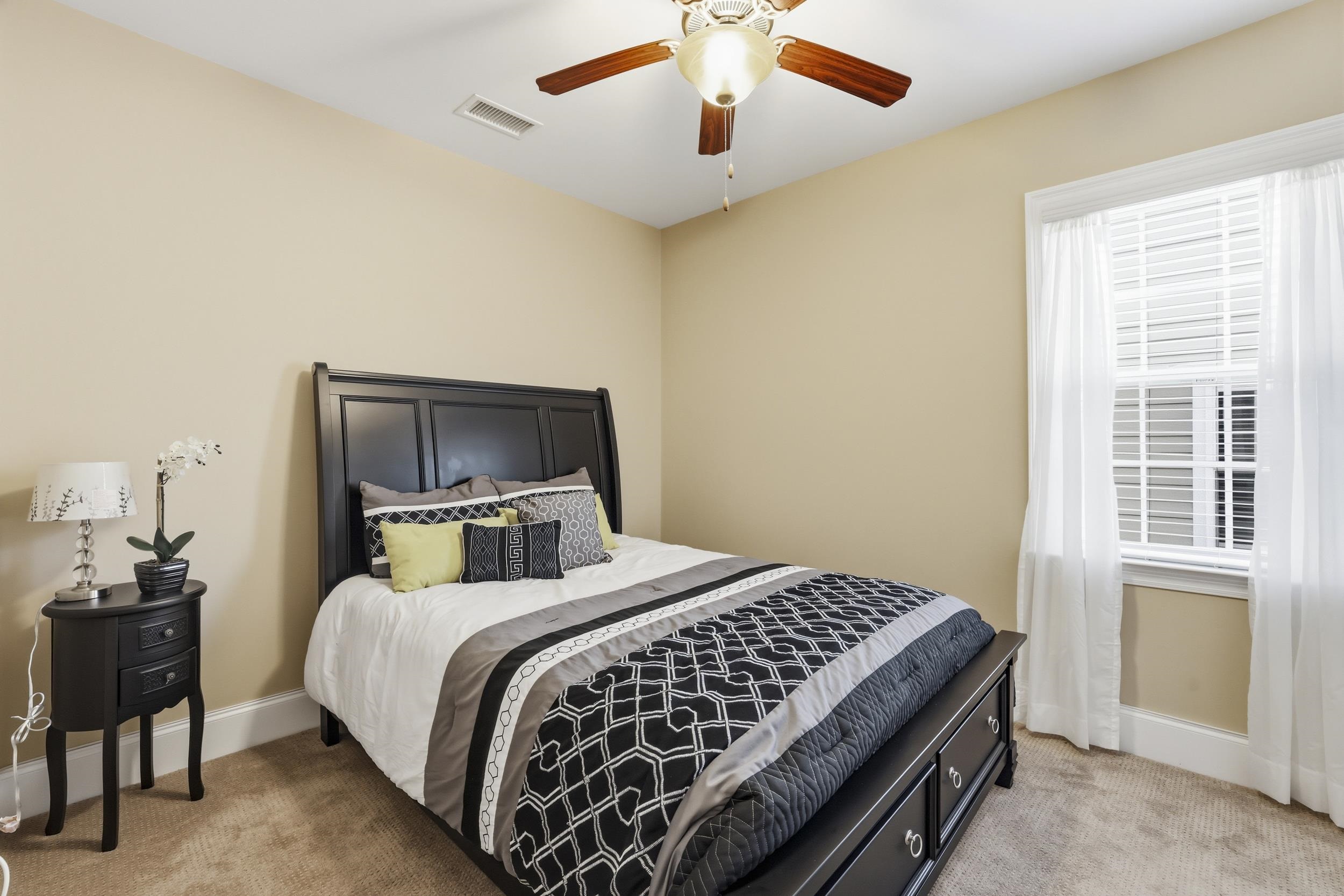 2554 GOLDENROD Way