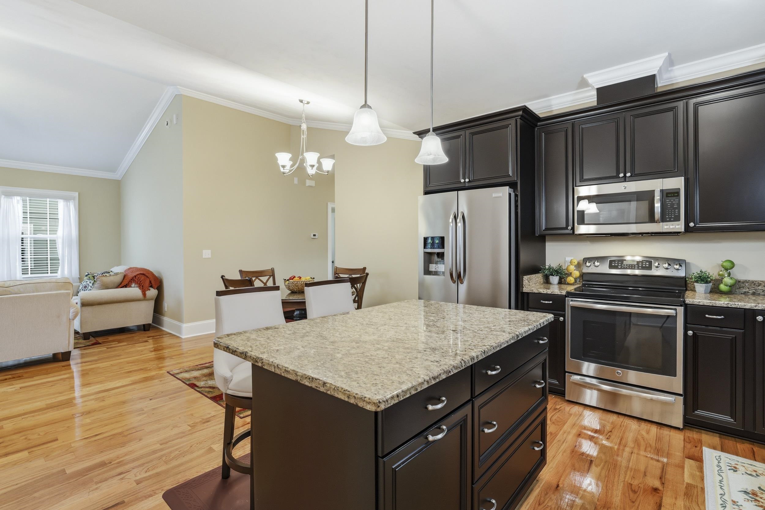 2554 GOLDENROD Way