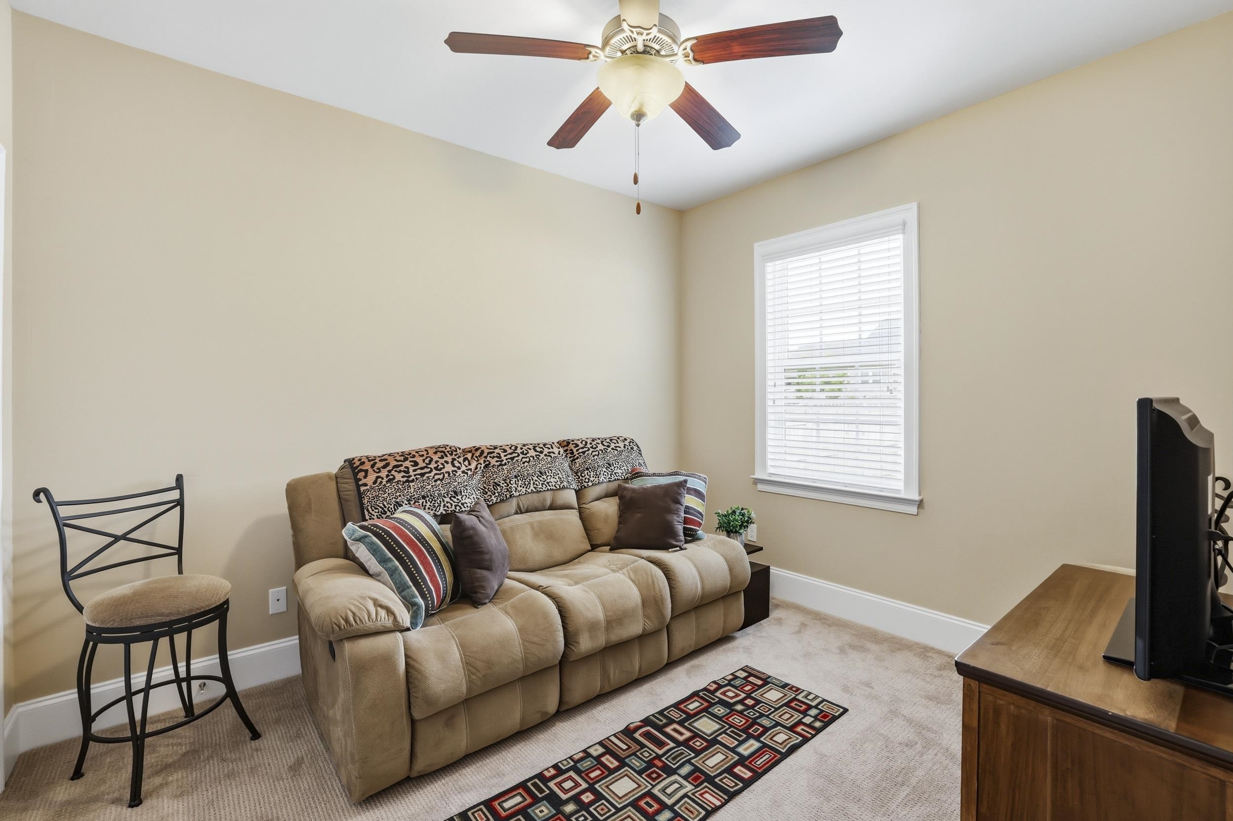 2554 GOLDENROD Way