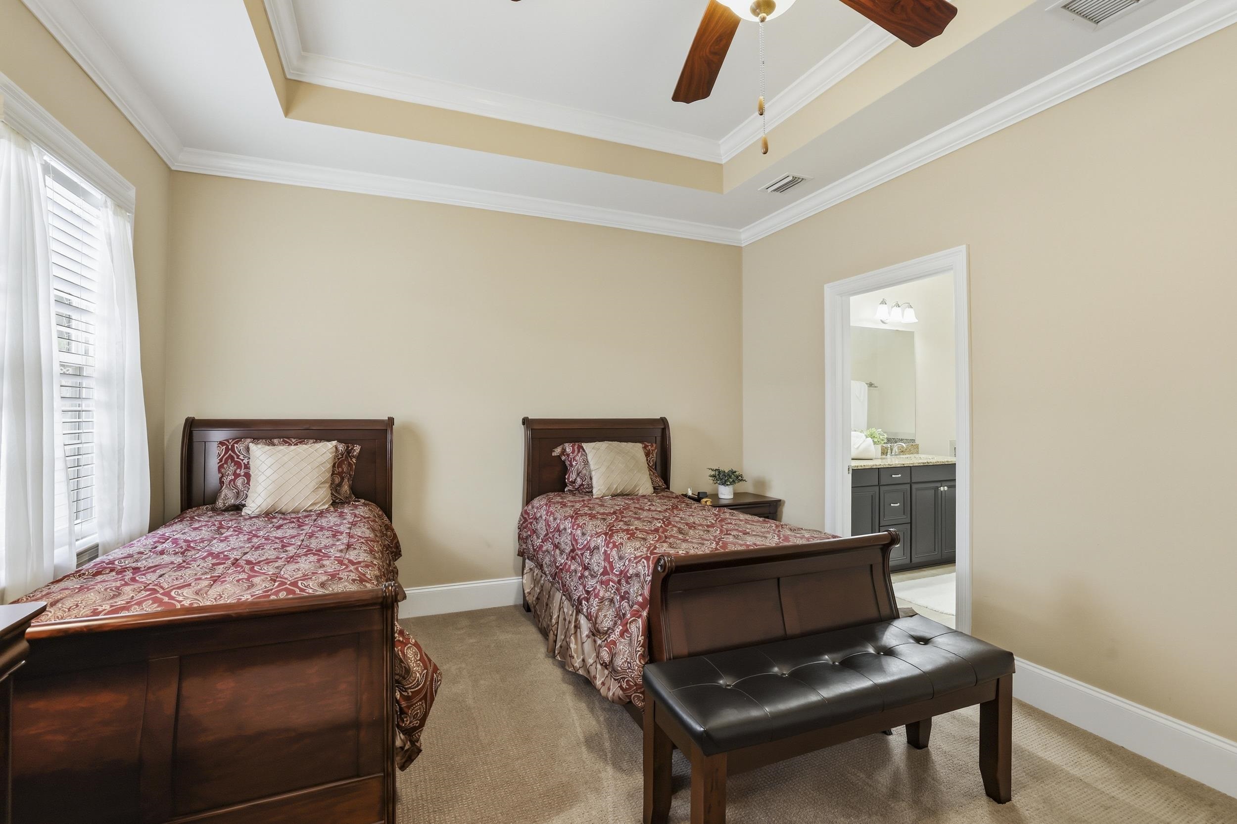 2554 GOLDENROD Way