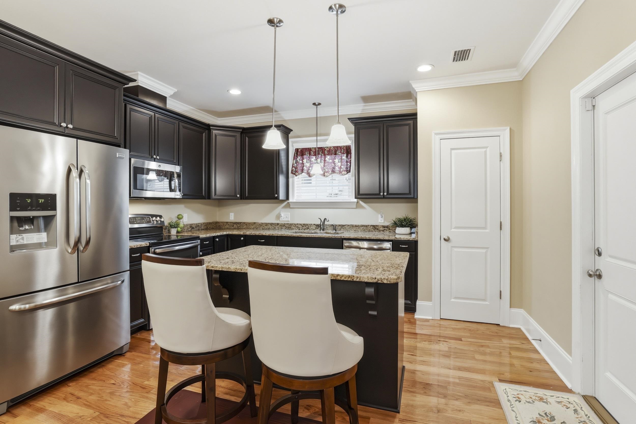 2554 GOLDENROD Way