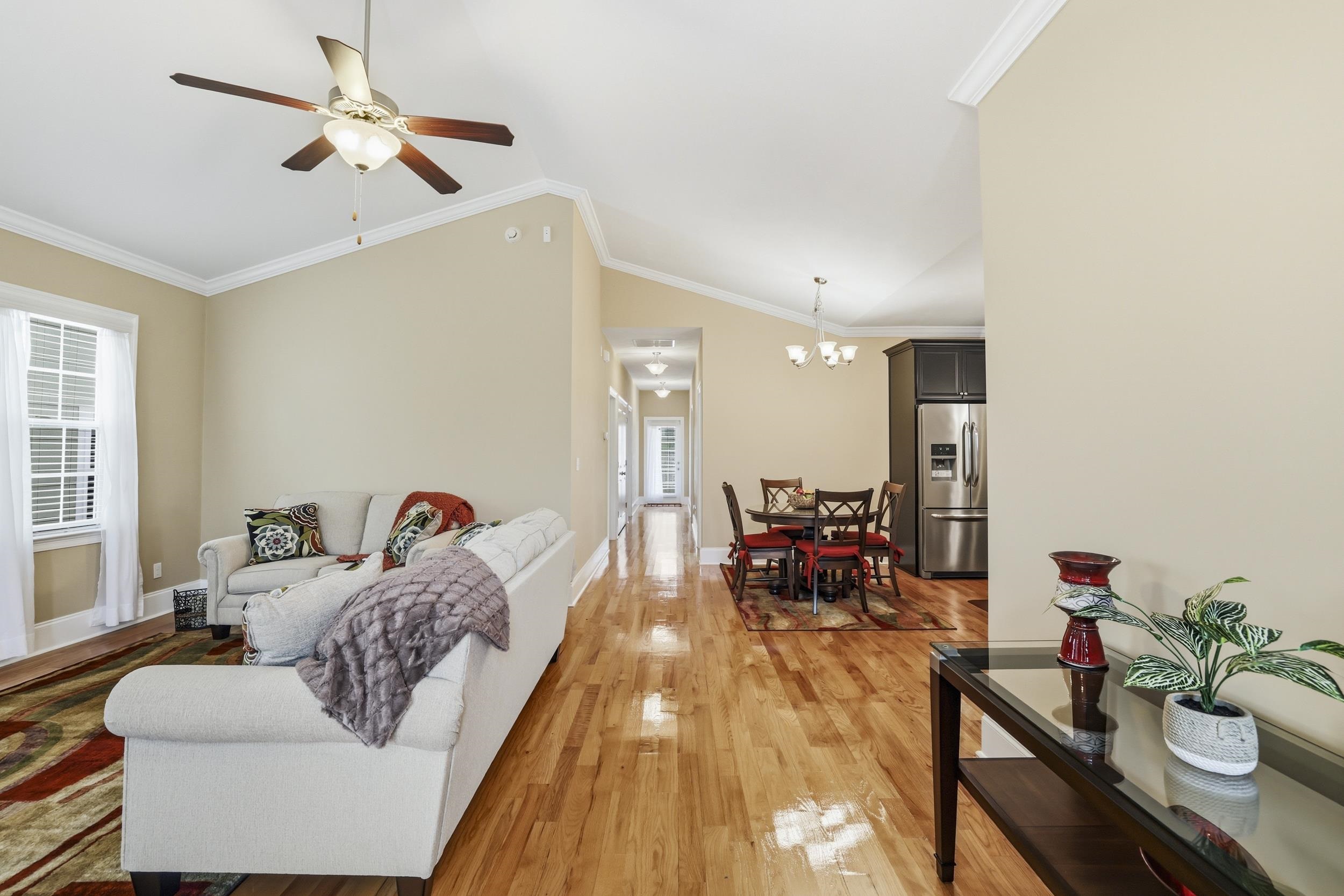 2554 GOLDENROD Way