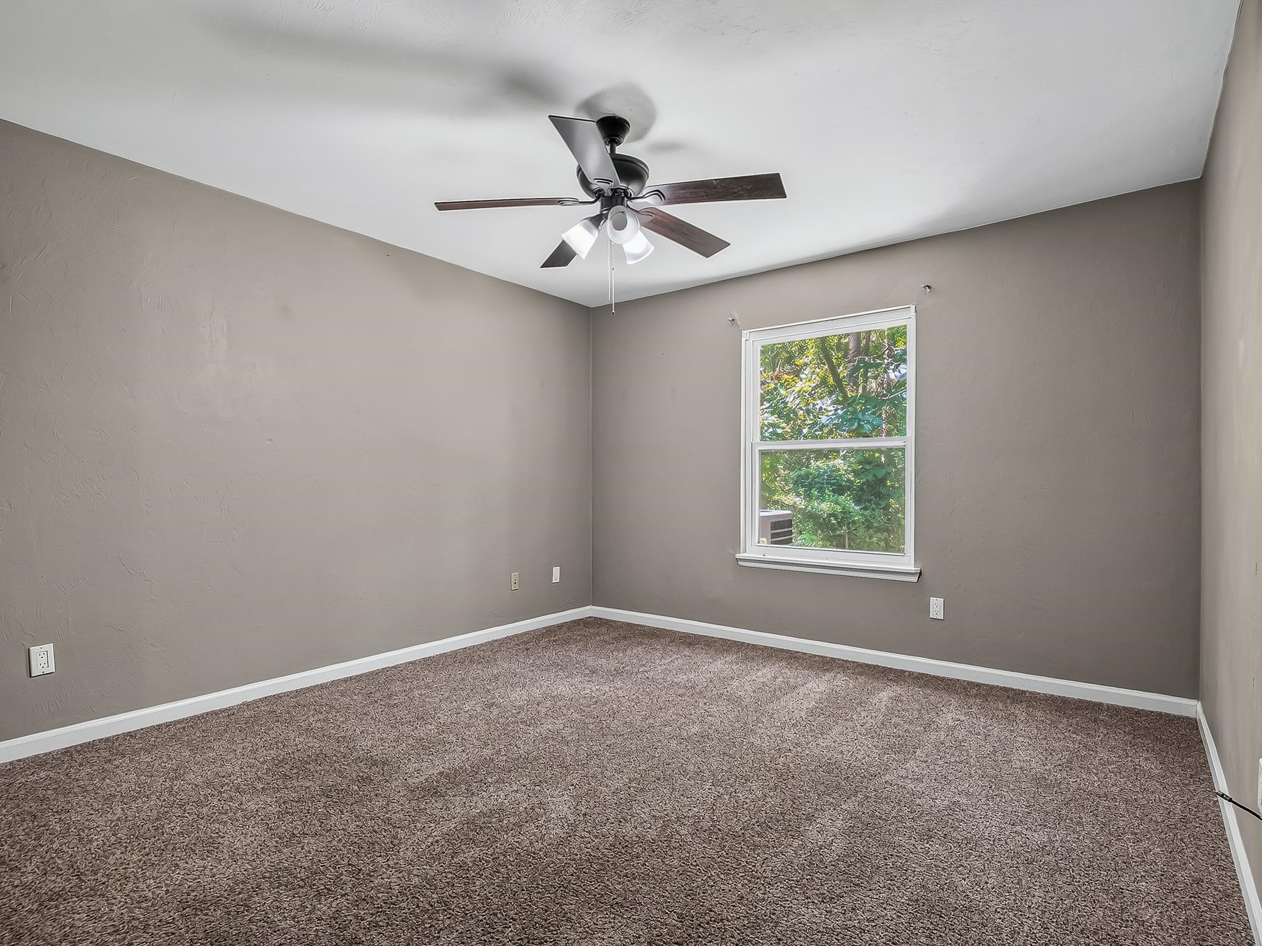 1543 San Luis Road