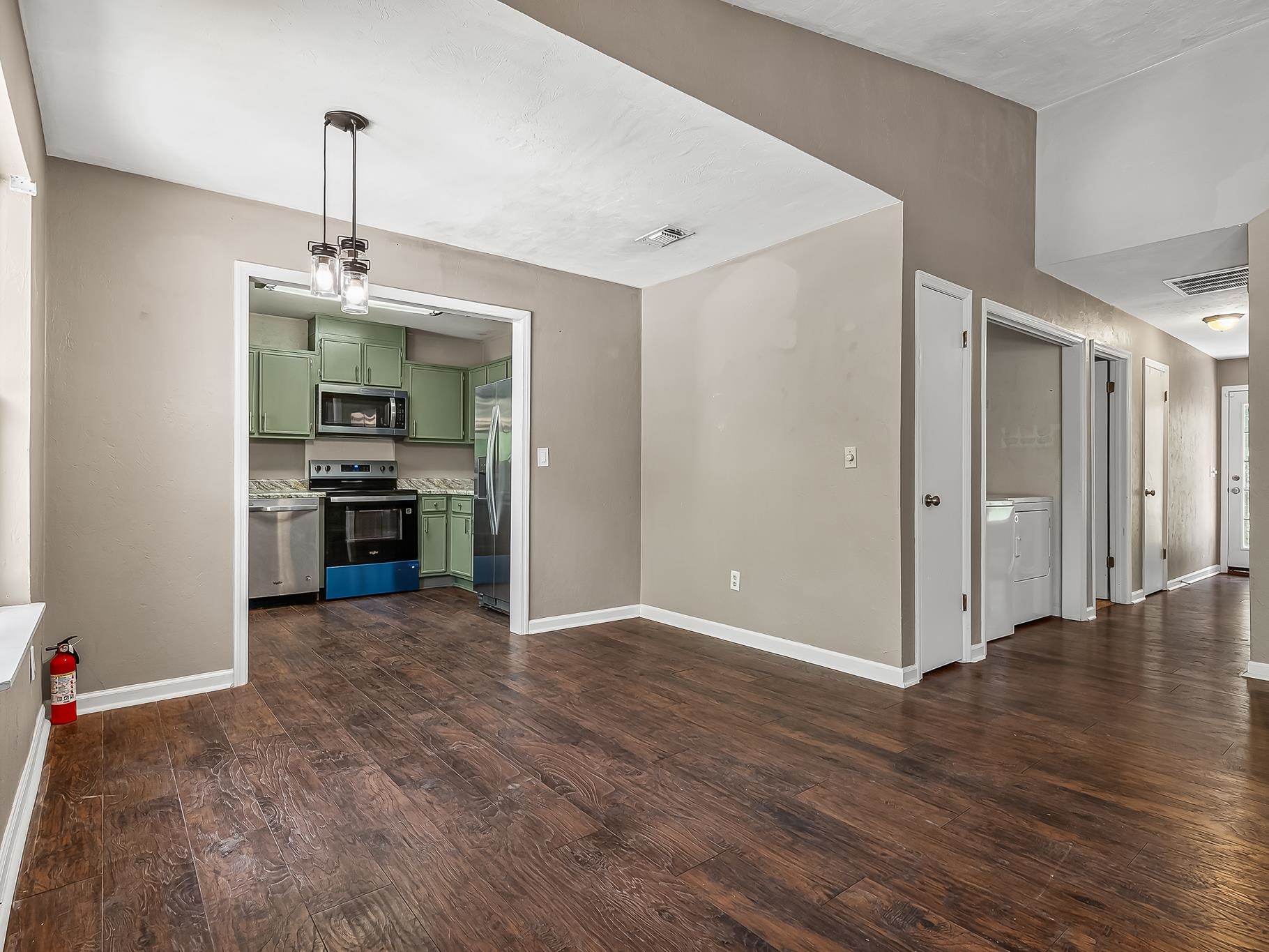 1543 San Luis Road