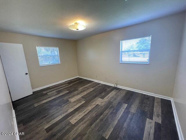 3700 Shoreline Circle