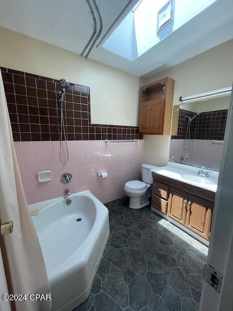 3700 Shoreline Circle